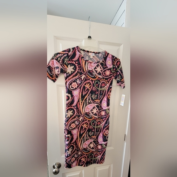 NWT Pink Print Lularoe Julia Form Fitting Midi Dress Size XXS - Picture 1 of 5